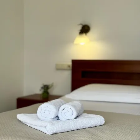 Alessia Hotel 3*
