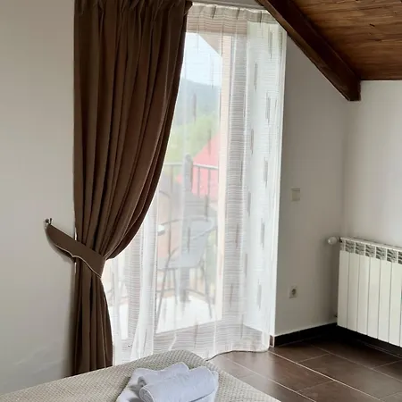 Alessia 3* Skhidnytsia