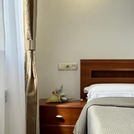 Ξενοδοχείο Alessia 3*