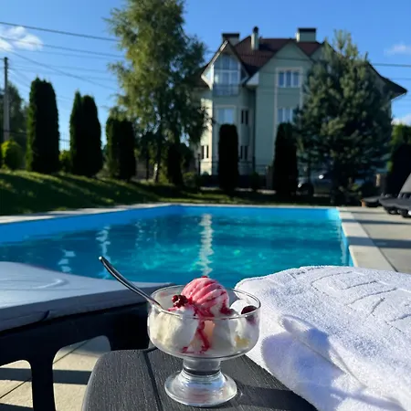 Alessia Hotel 3*
