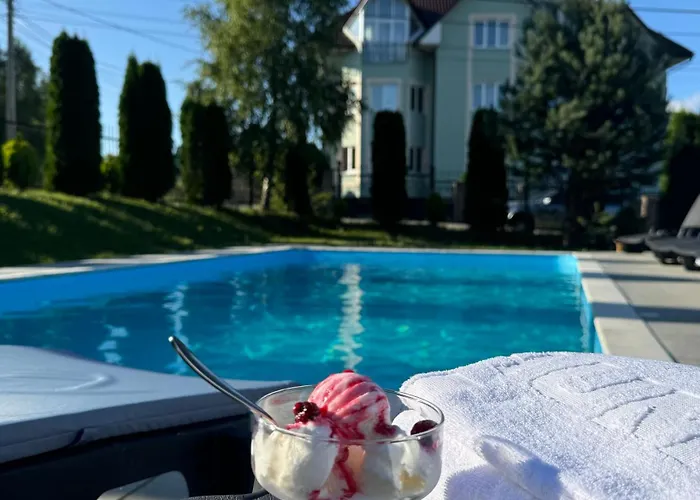 Alessia Hotel 3*